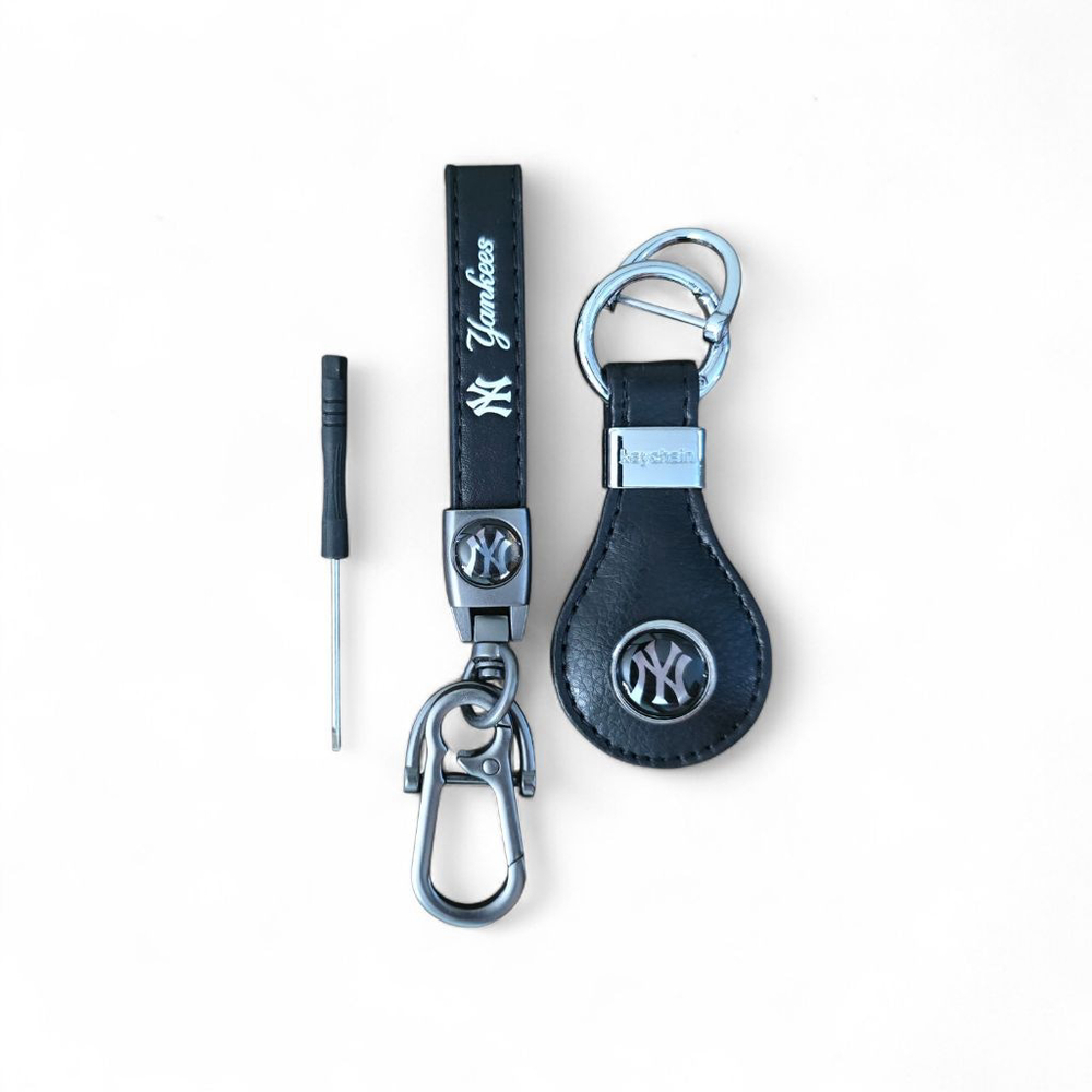MLB New York Yankees Black Leather‎ Keychains One Size Silver